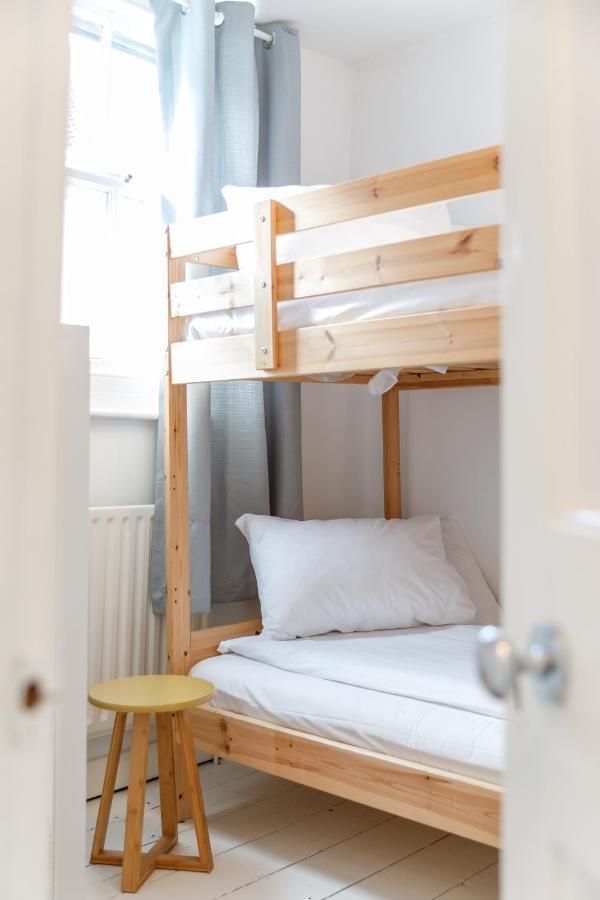 Central Quiet Cottage. Walk To Shops, Bars & Beach برايتون المظهر الخارجي الصورة