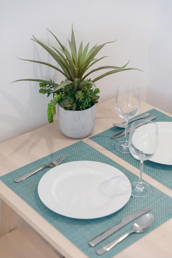 Central Quiet Cottage. Walk To Shops, Bars & Beach برايتون المظهر الخارجي الصورة